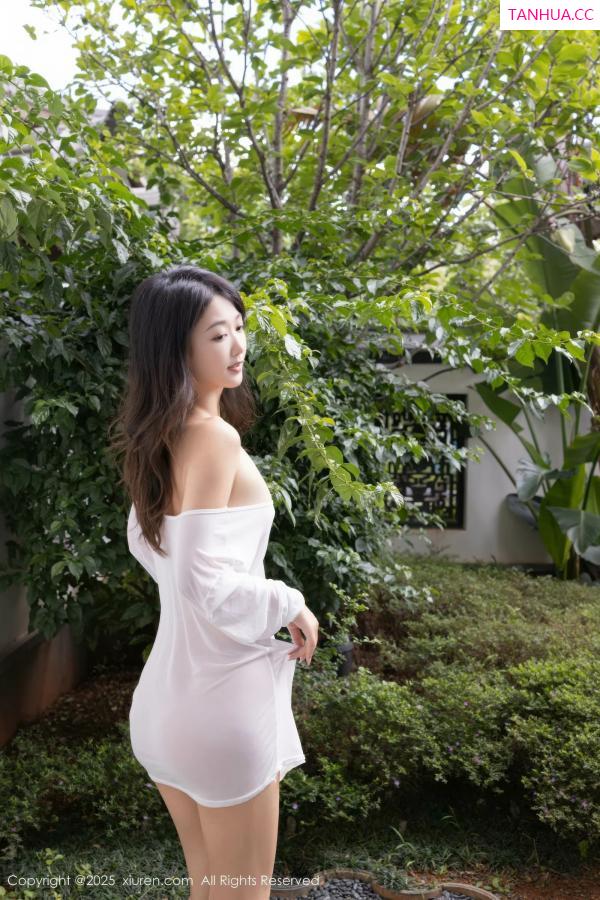 唐安琪  [XiuRen]高清写真图 2025.08.18 No.10662 唐安琪 红色泳衣第51张图片